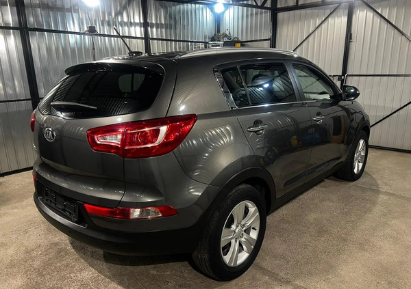 Kia Sportage cena 55900 przebieg: 63000, rok produkcji 2013 z Dobrodzień małe 466